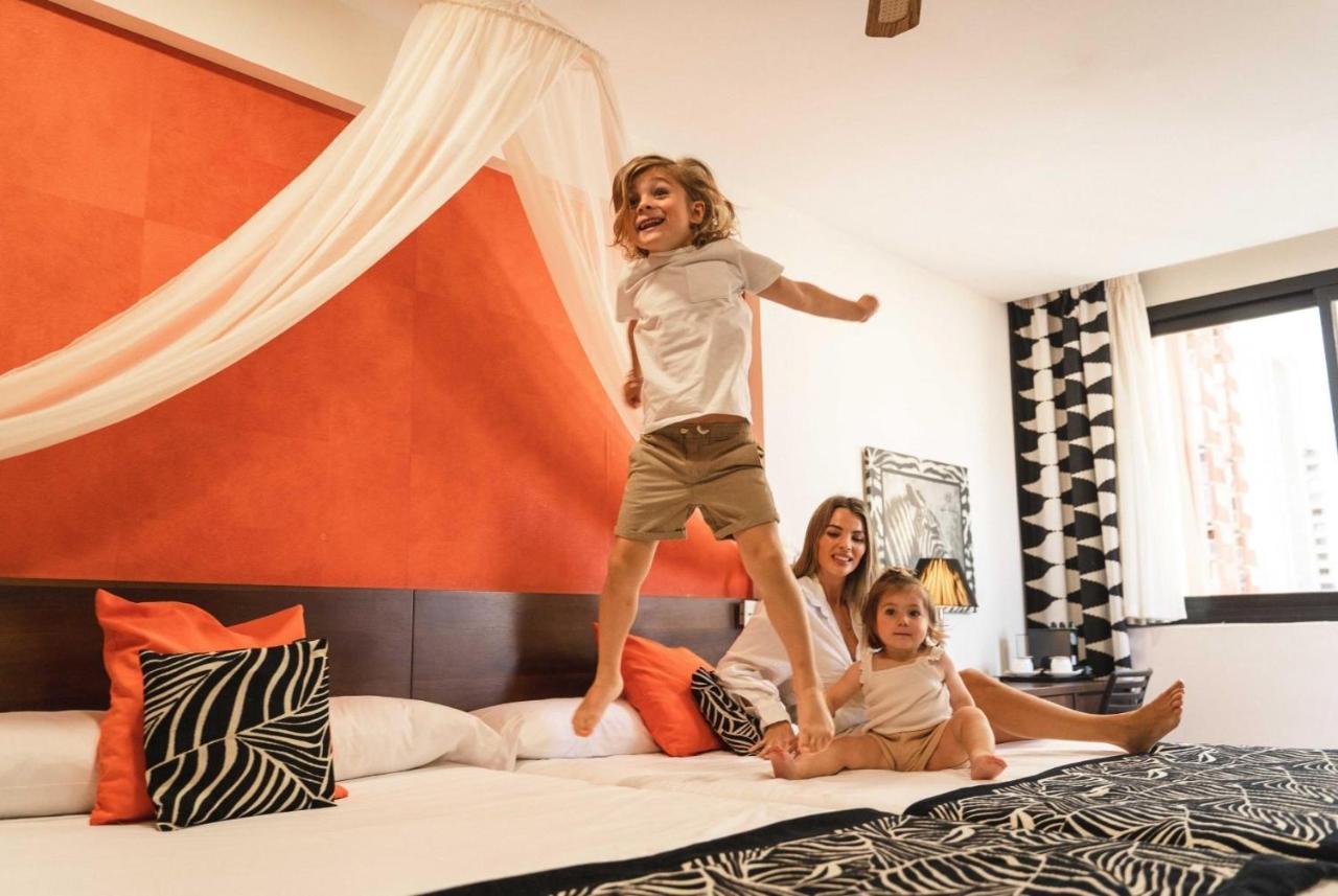 Magic Aqua Rock Gardens Hotel Бенидорм Екстериор снимка